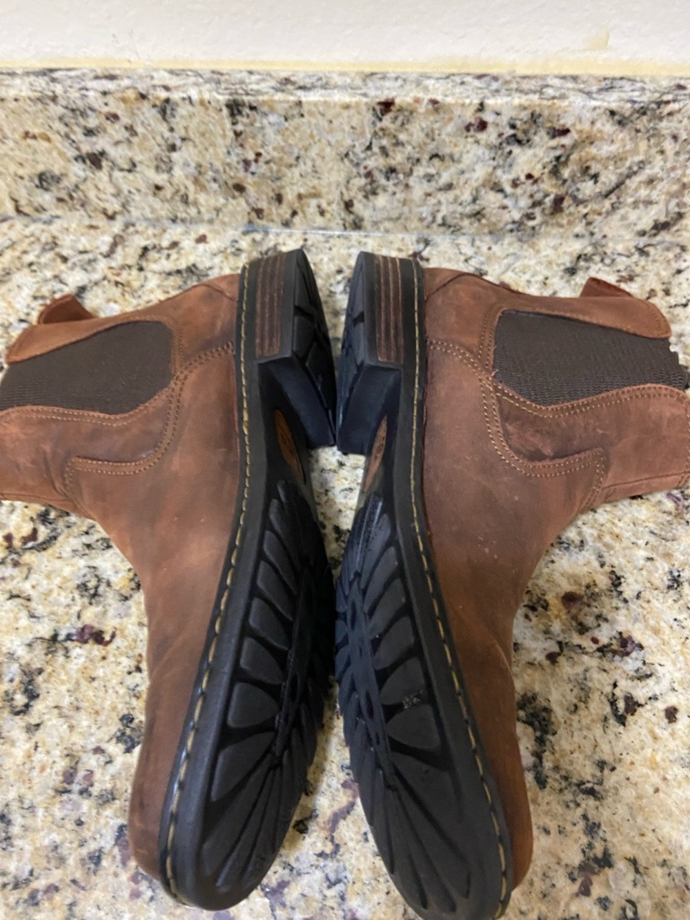 Born Brown Leather Chukka Chelsea Boots - Picture 6 of 9